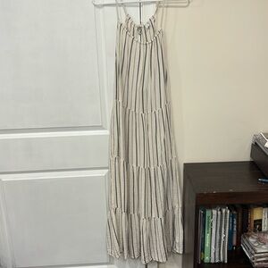 Old Navy Medium Beach Maxi Dress